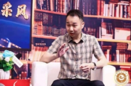 央视采访