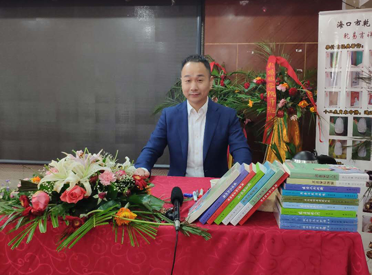 关于我们(图1) 关于我们(图1)